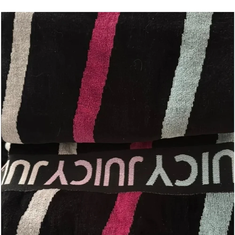 Juicy Couture Pink and Black Beach Towel - 40x72